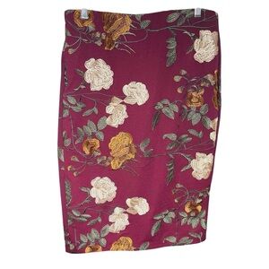 eci Floral Embroidered Skirt - Burgundy